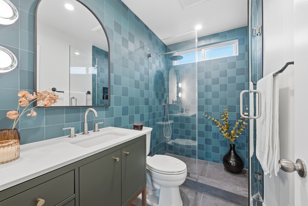 fall interior bathroom renovation